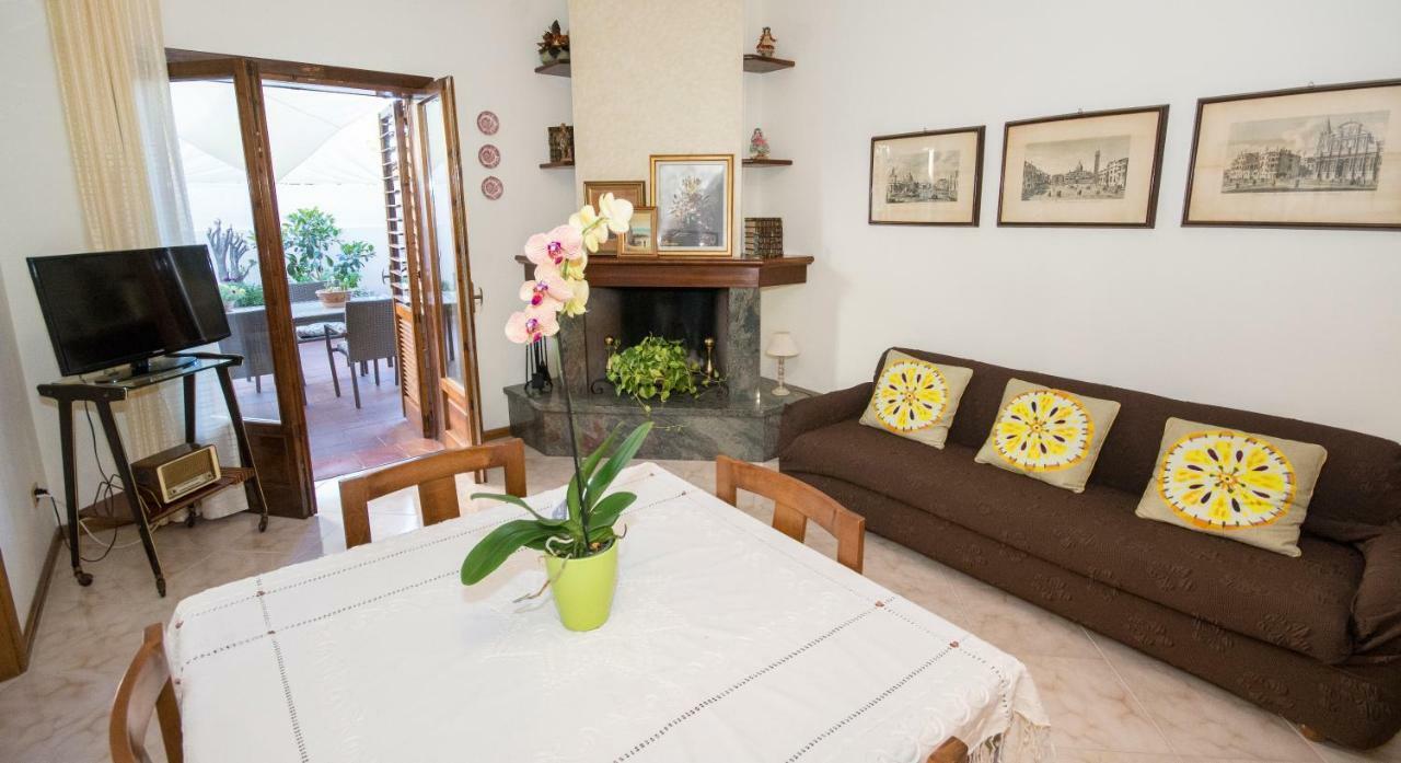 Apartament Casa Fedora Lecce Zewnętrze zdjęcie